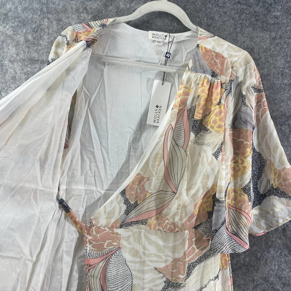 Molly Bracken Maxi Dress Medium Pink Lotus Floral Print Wrap Short Sleeve NWT - Picture 7 of 13